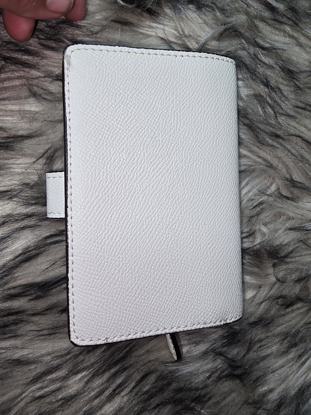 Coach Small Pebbled Leather Snap Wallet in Chalk - Picture 8 of 12